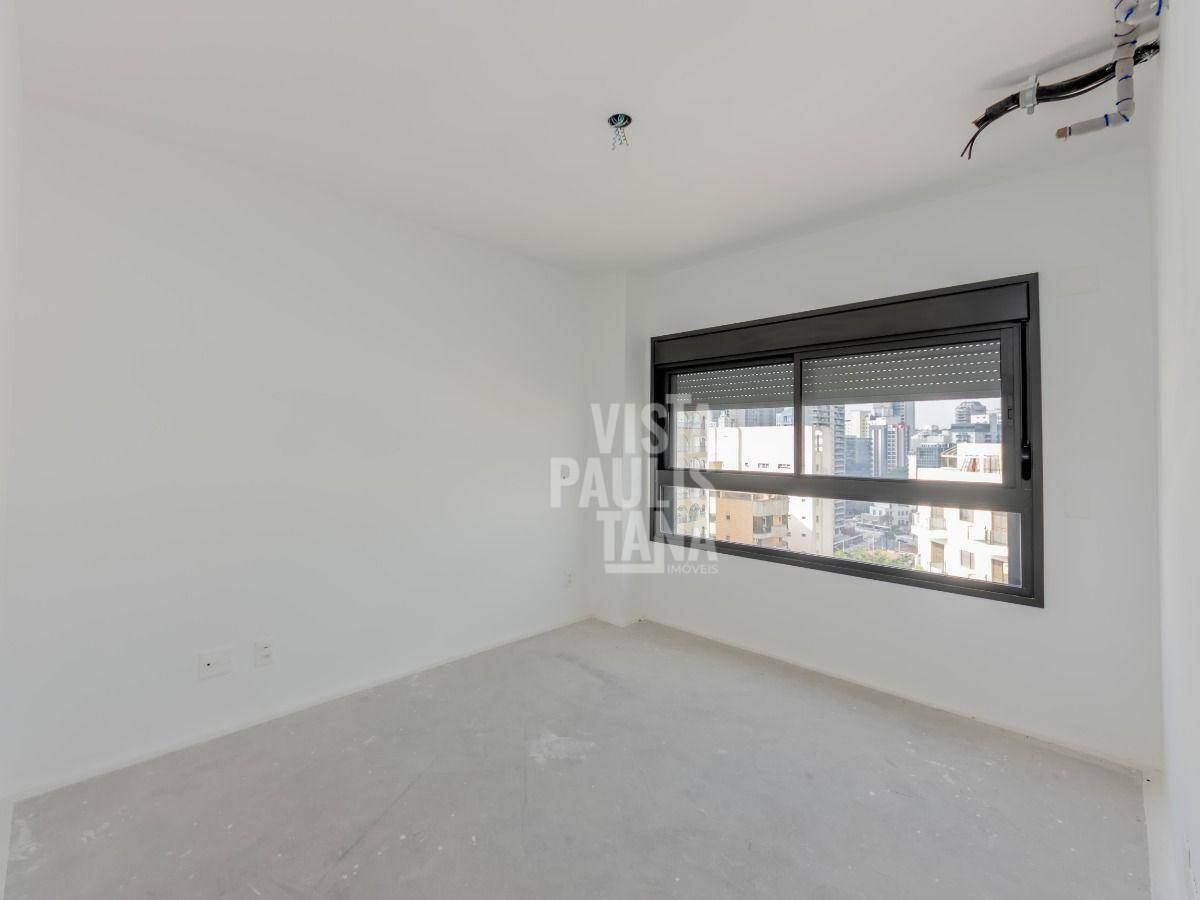 Apartamento à venda com 3 quartos, 153m² - Foto 2