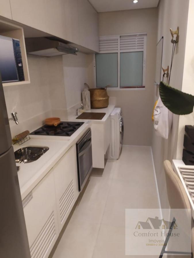 Apartamento à venda com 2 quartos, 42m² - Foto 9