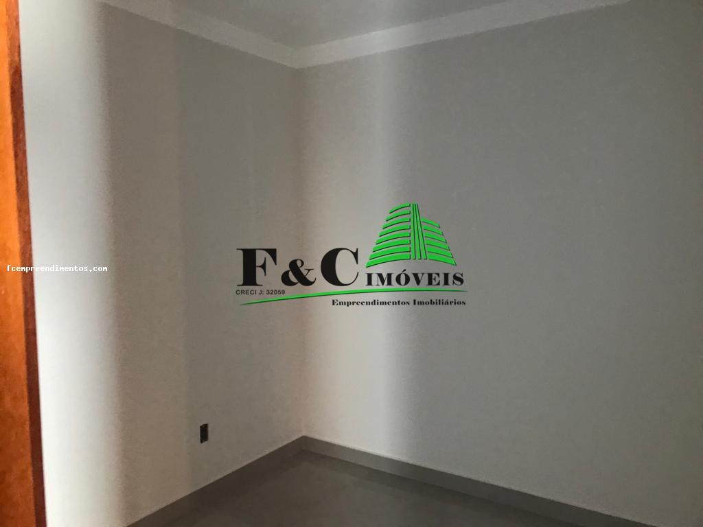 Casa à venda com 3 quartos, 250m² - Foto 19