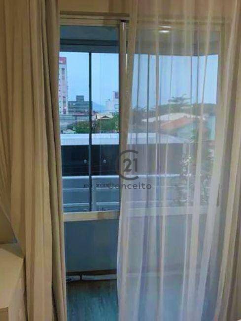 Apartamento à venda com 2 quartos, 157m² - Foto 13