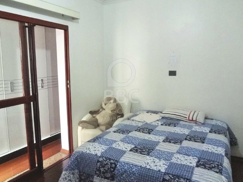 Sobrado à venda com 3 quartos, 380m² - Foto 24