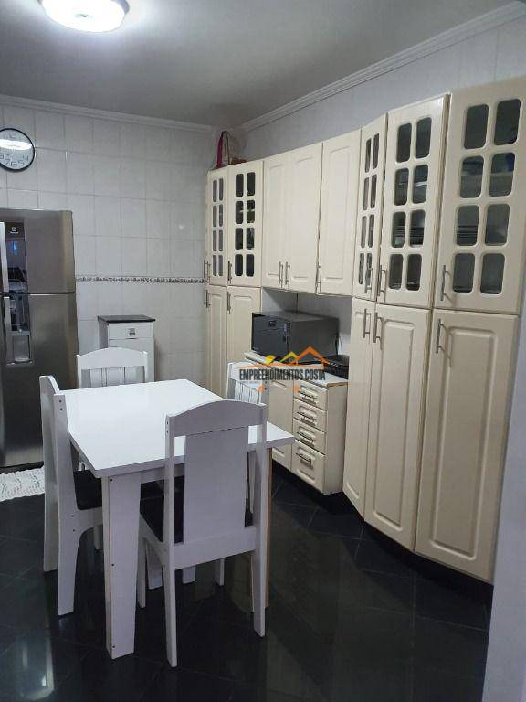 Casa à venda com 2 quartos, 128m² - Foto 16