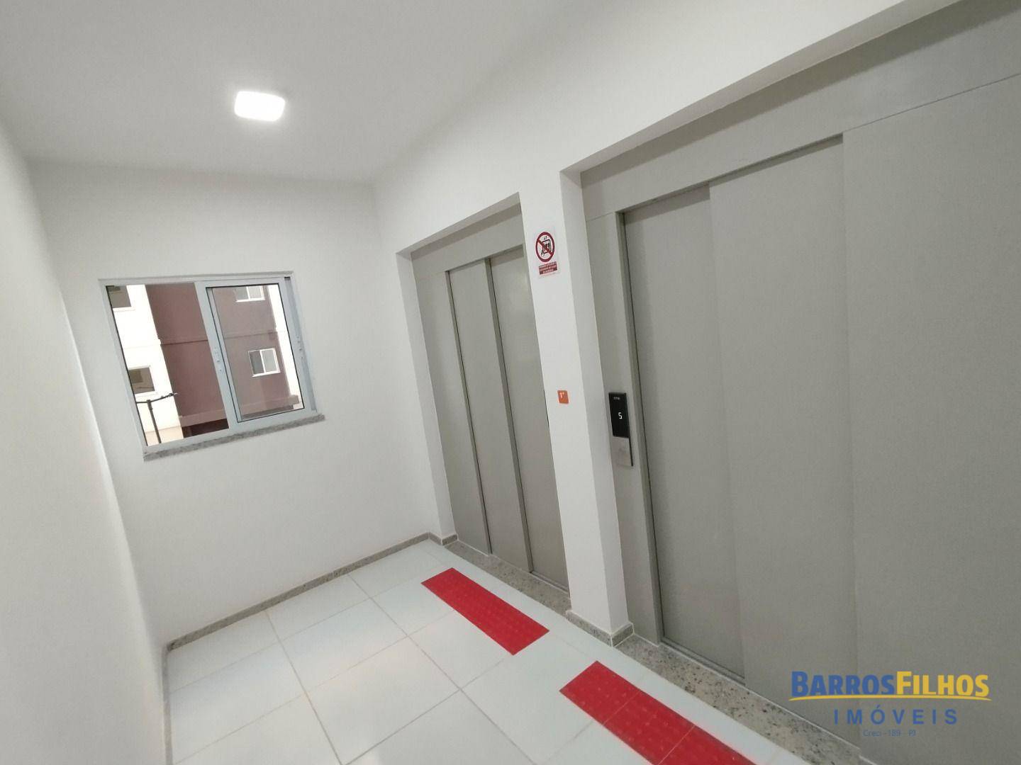 Apartamento para alugar com 3 quartos, 70m² - Foto 4