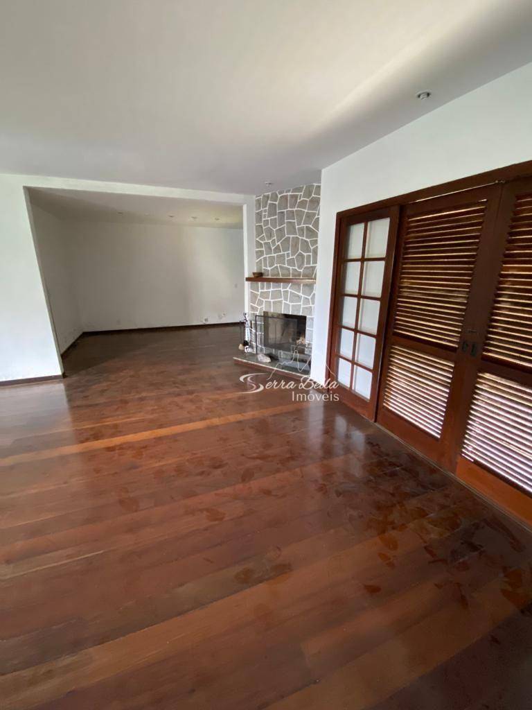 Casa de Condomínio à venda com 5 quartos, 211m² - Foto 11