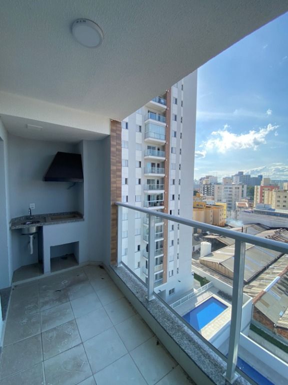 Apartamento à venda com 2 quartos, 64m² - Foto 4