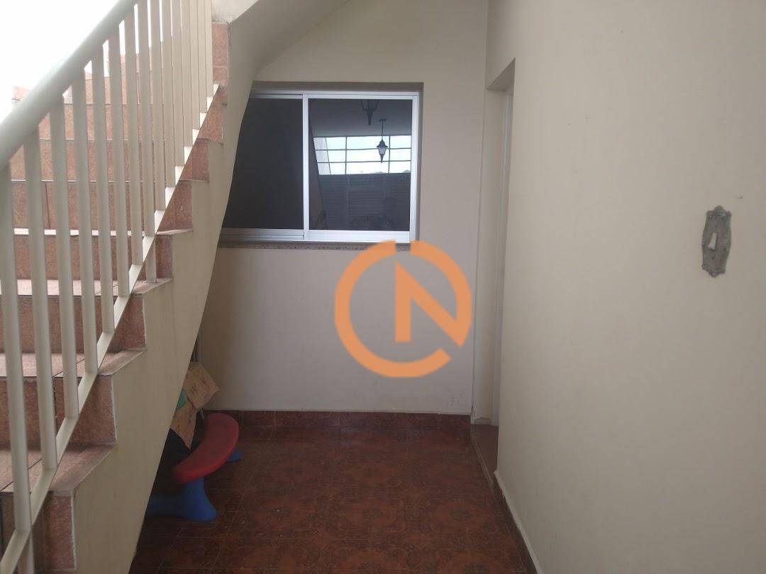 Casa à venda e aluguel com 4 quartos, 257m² - Foto 5