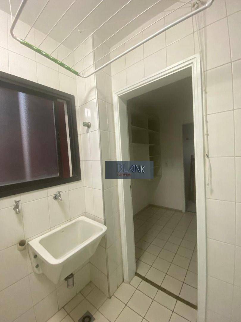 Apartamento para alugar com 3 quartos, 95m² - Foto 40