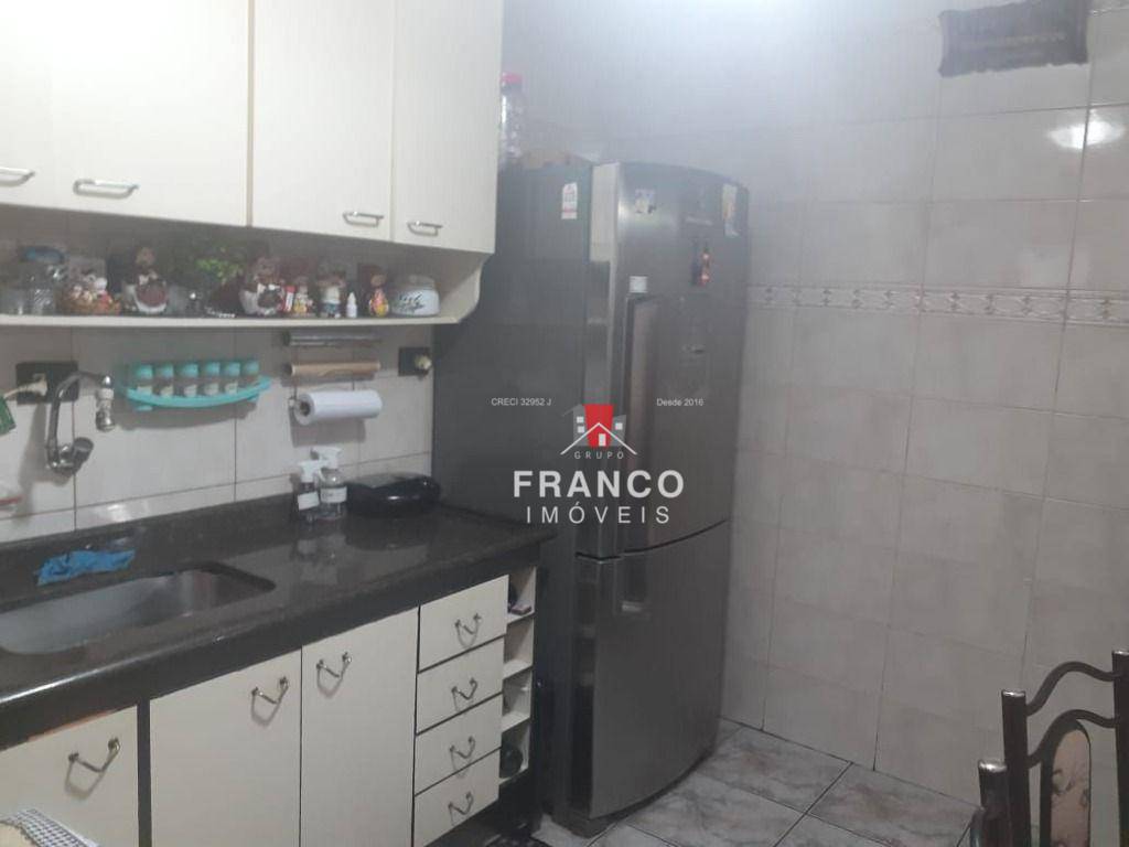 Apartamento à venda com 2 quartos, 84m² - Foto 4