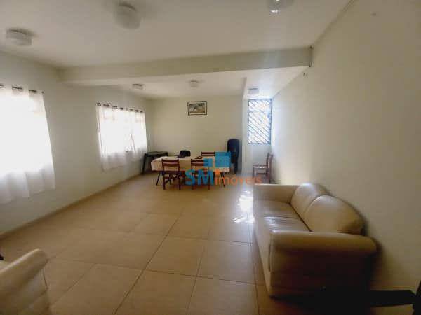 Apartamento à venda com 2 quartos, 70m² - Foto 4