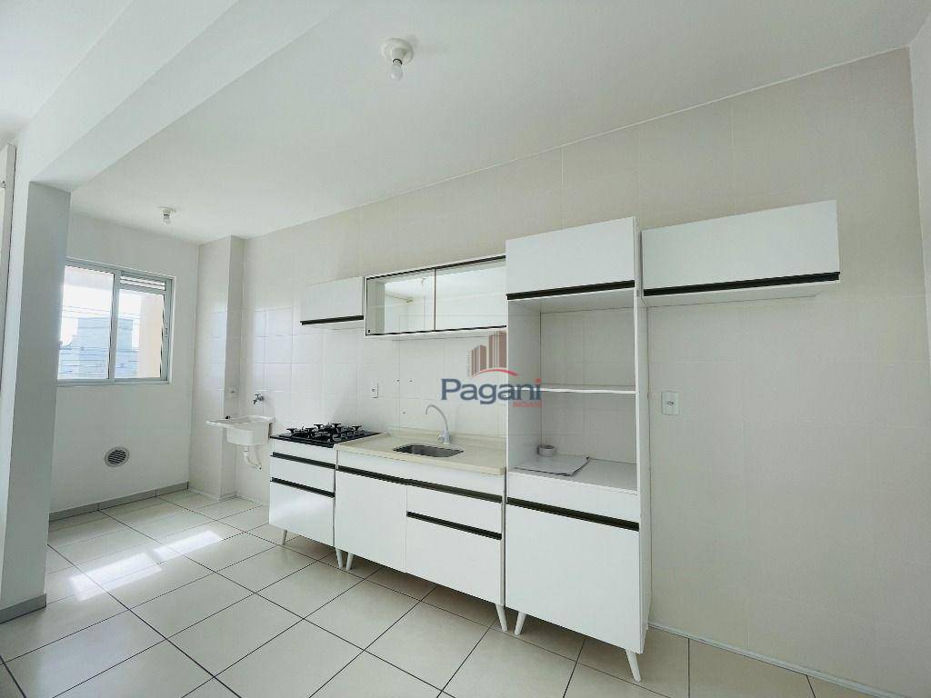 Apartamento para alugar com 2 quartos, 50m² - Foto 2