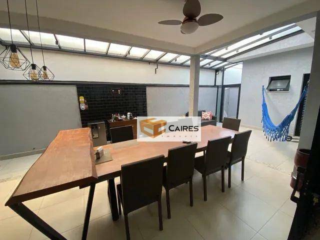 Casa de Condomínio à venda com 3 quartos, 180m² - Foto 2