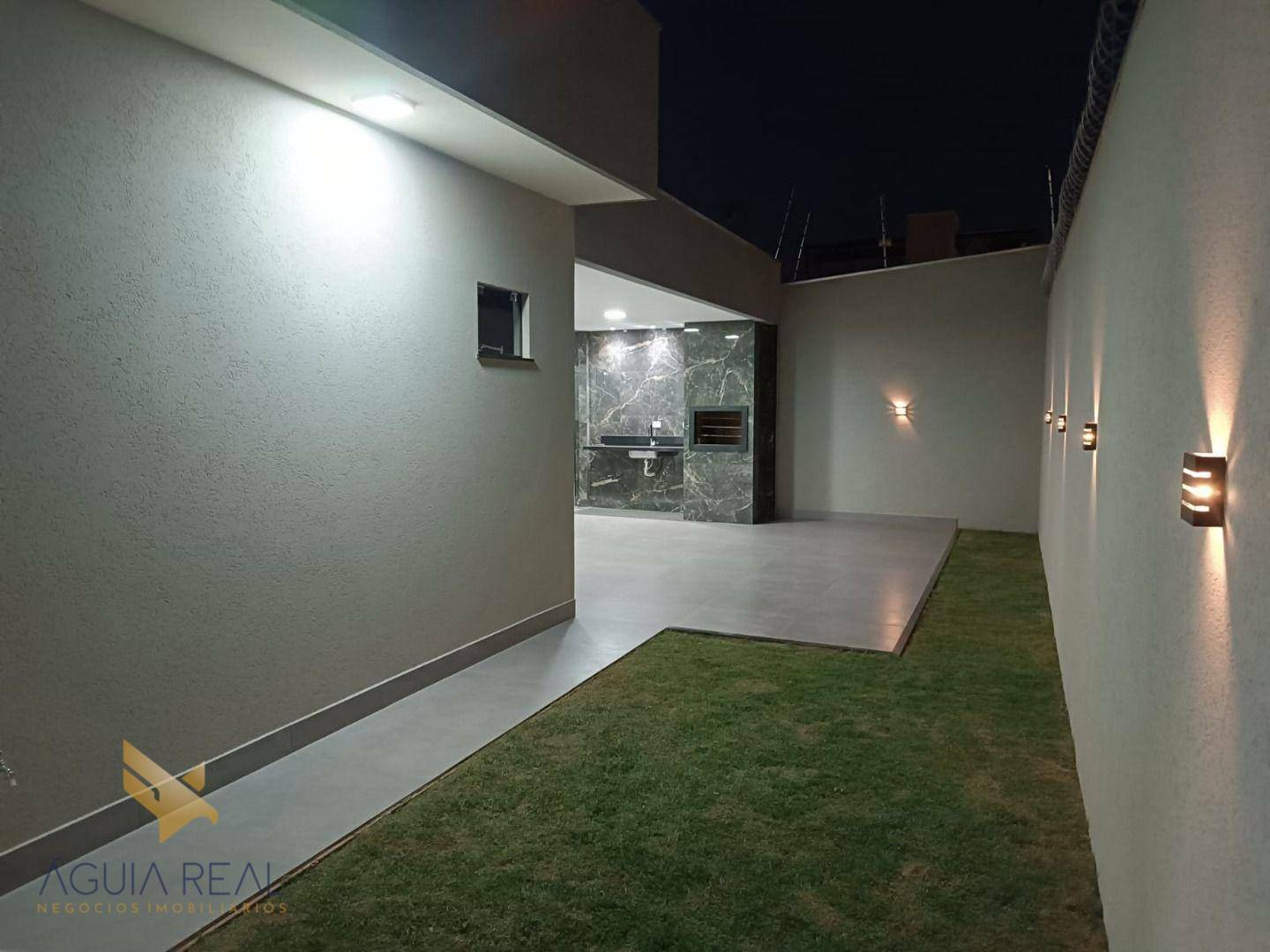 Casa à venda com 3 quartos, 127m² - Foto 9