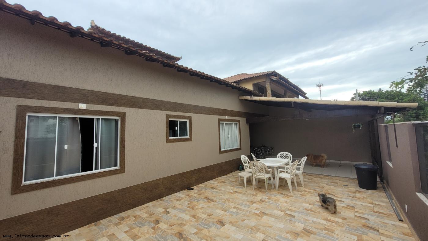 Casa à venda com 3 quartos, 88m² - Foto 1