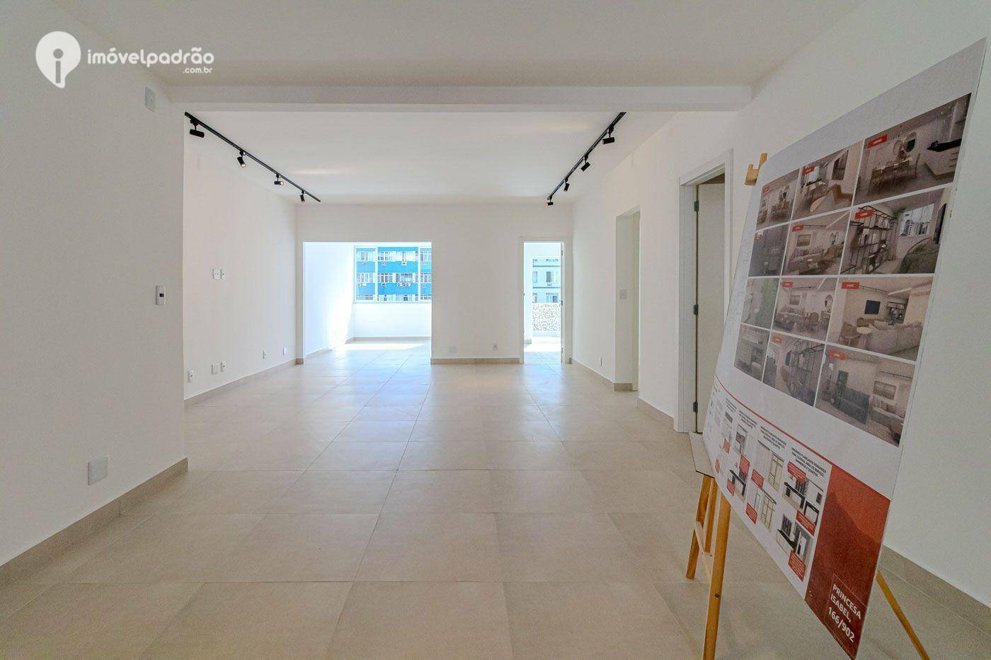 Apartamento à venda com 3 quartos, 135m² - Foto 2