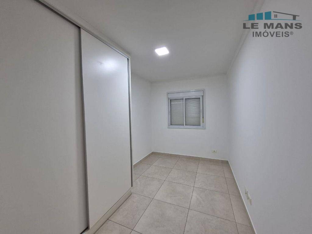 Apartamento para alugar com 2 quartos, 70m² - Foto 5