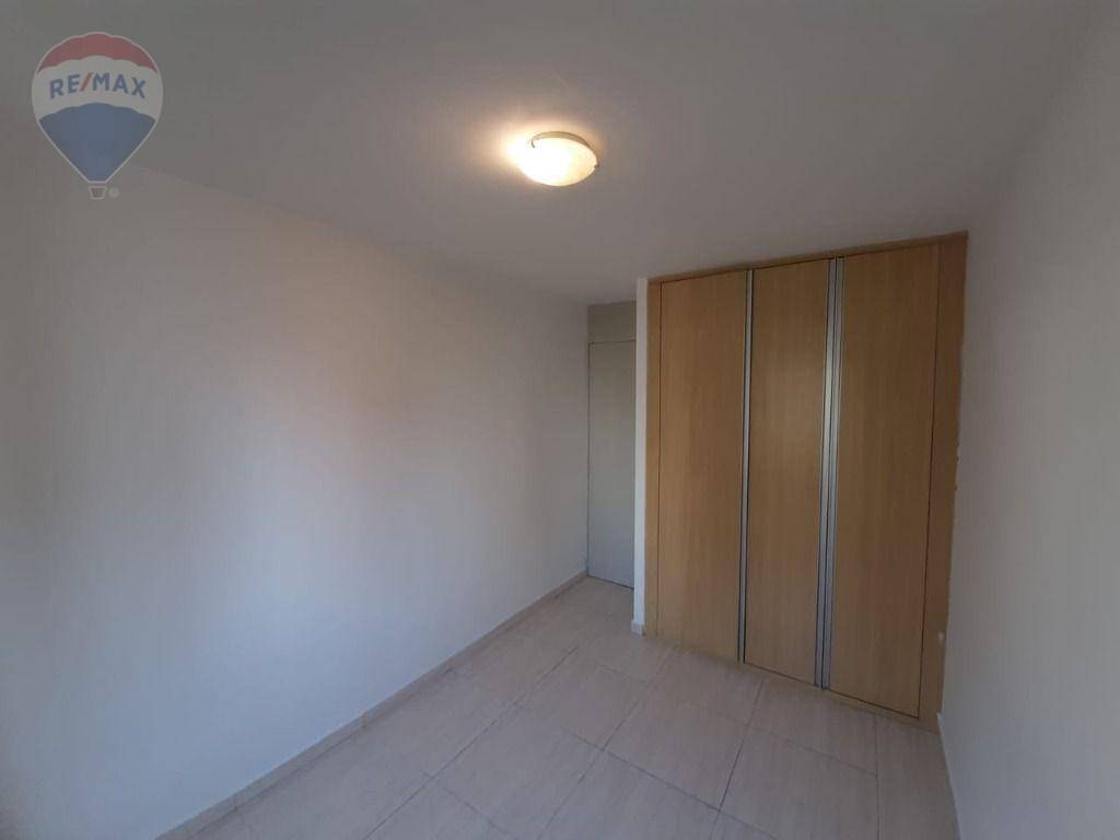 Apartamento à venda com 2 quartos, 67m² - Foto 13