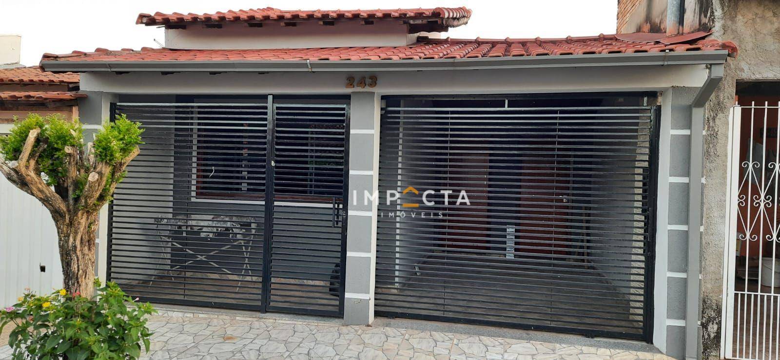 Casa à venda com 3 quartos, 110m² - Foto 1