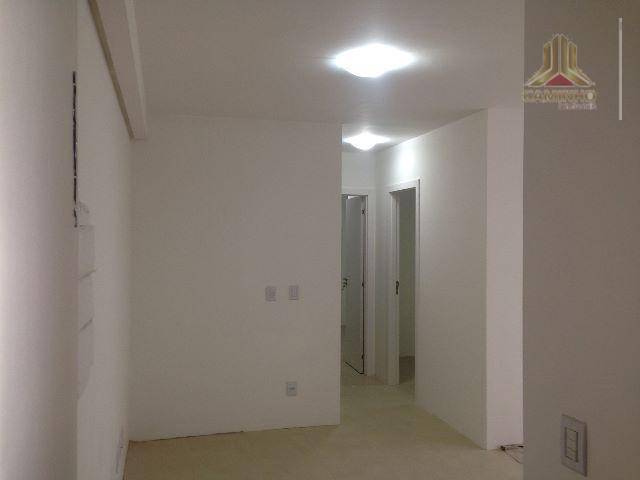 Apartamento à venda com 2 quartos, 64m² - Foto 11