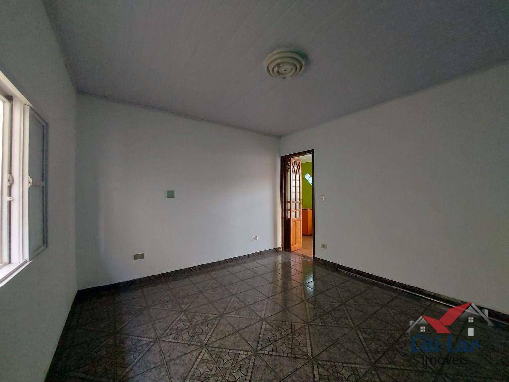 Casa para alugar com 2 quartos, 150m² - Foto 7