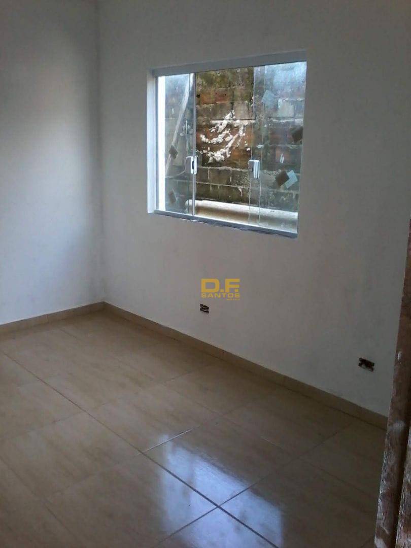 Casa à venda com 2 quartos, 118m² - Foto 4