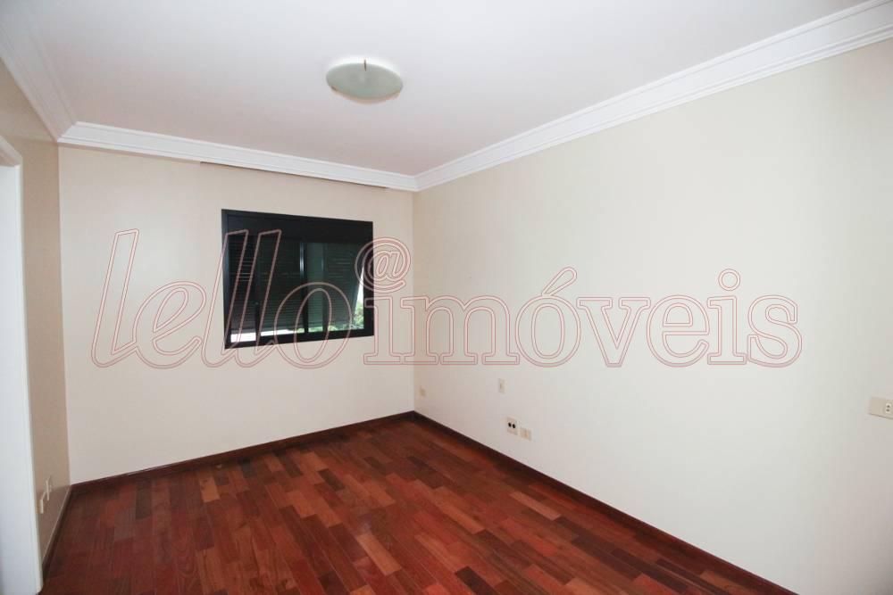 Apartamento à venda com 3 quartos, 220m² - Foto 19