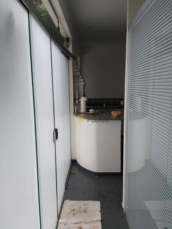 Sobrado à venda com 4 quartos, 690m² - Foto 46