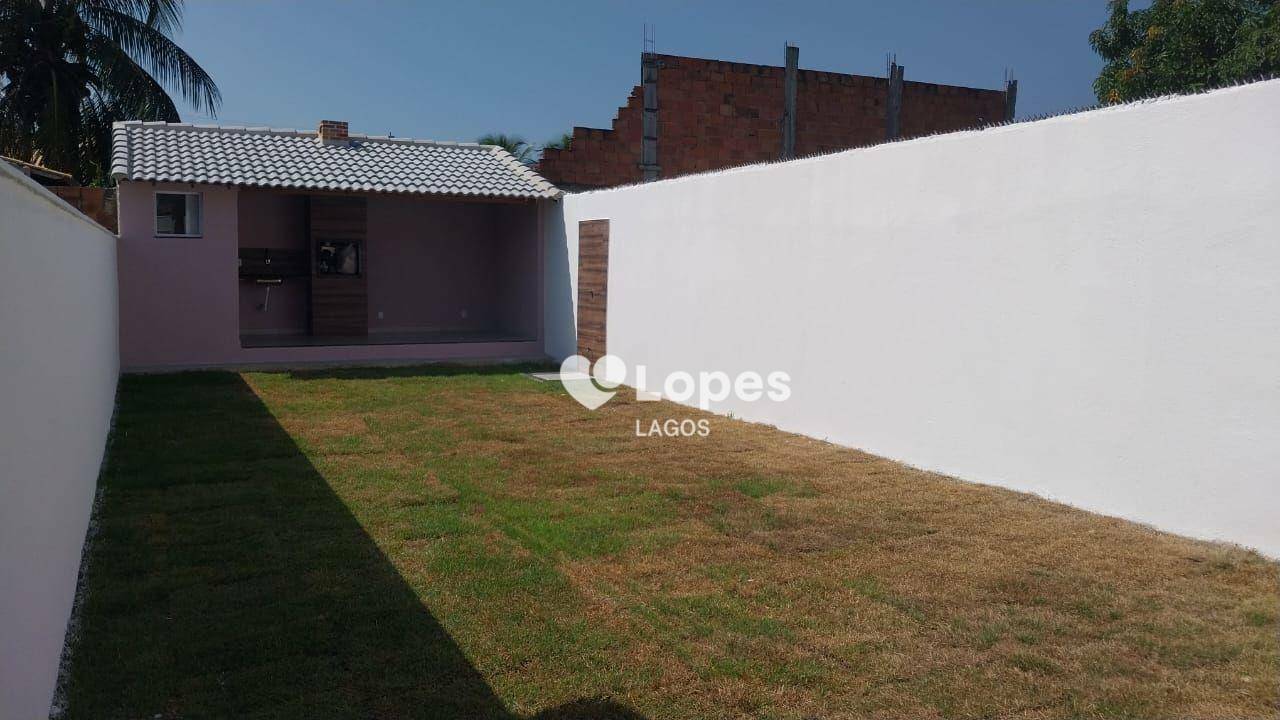 Casa à venda com 2 quartos, 88m² - Foto 2