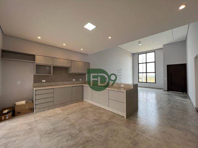 Casa de Condomínio à venda com 3 quartos, 187m² - Foto 4