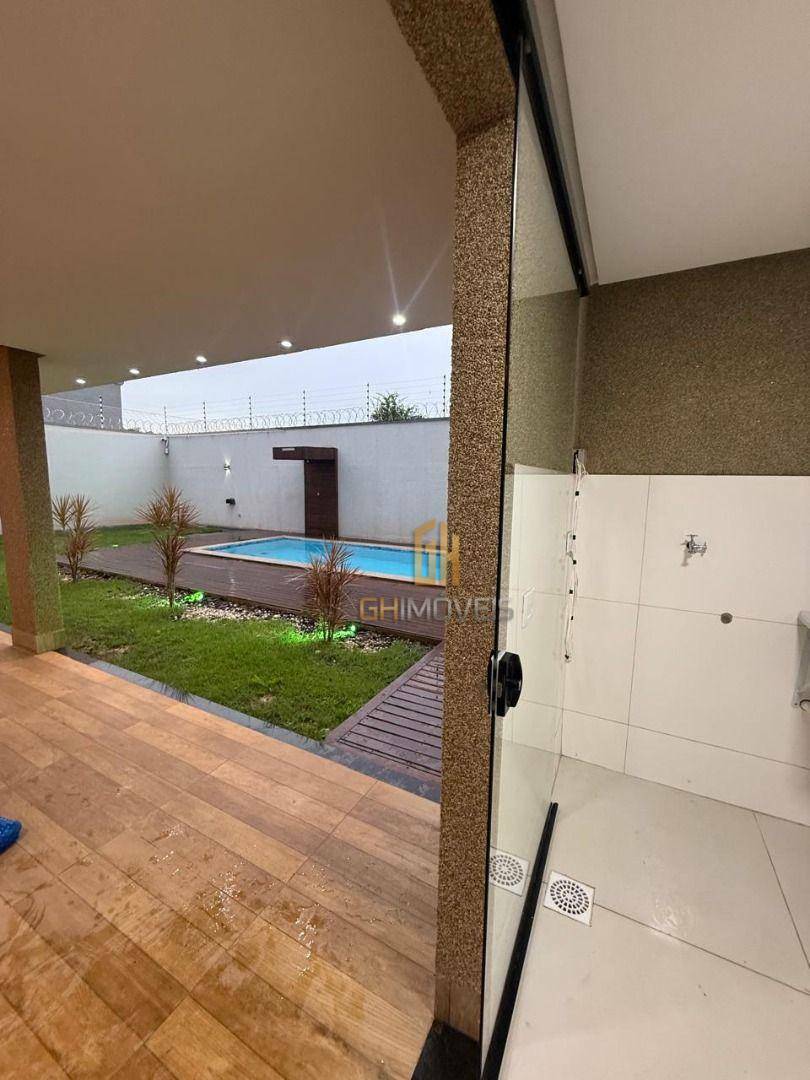Casa à venda com 3 quartos, 197m² - Foto 35