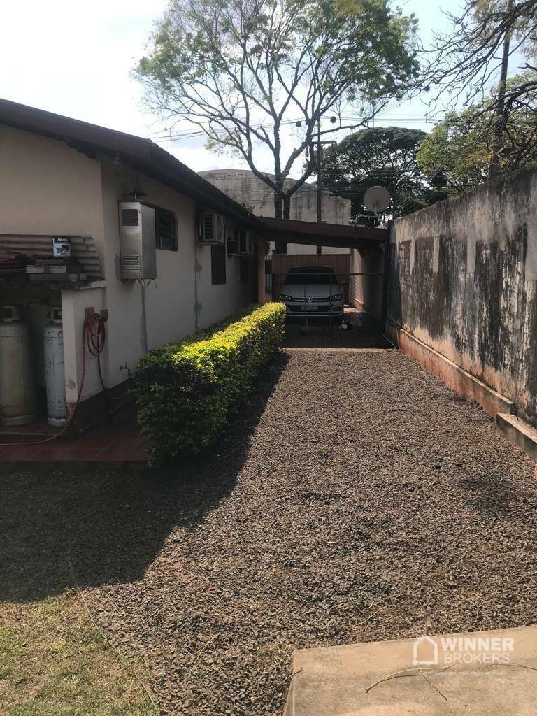 Casa à venda com 2 quartos, 128m² - Foto 11