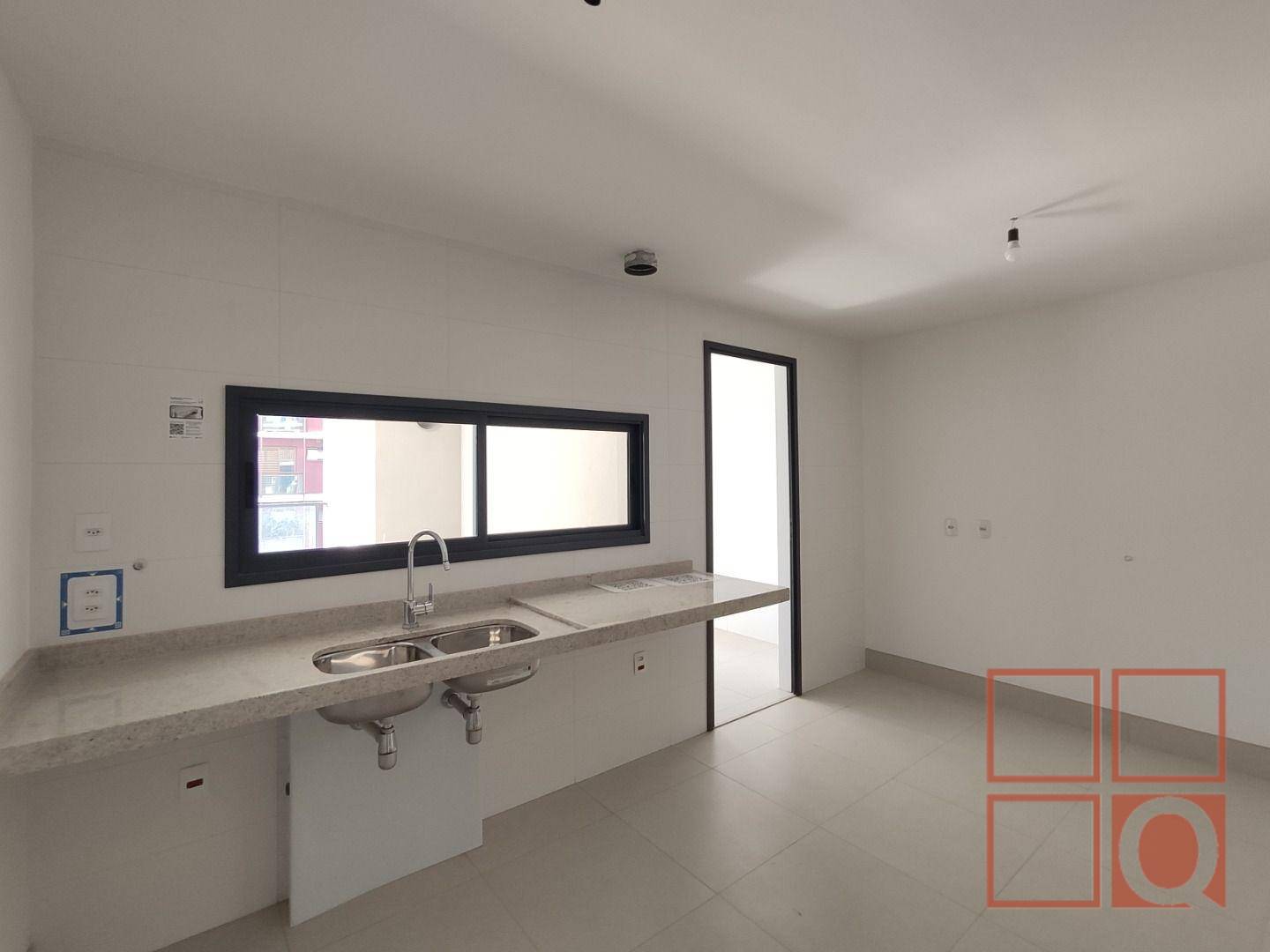 Apartamento à venda com 4 quartos, 157m² - Foto 6