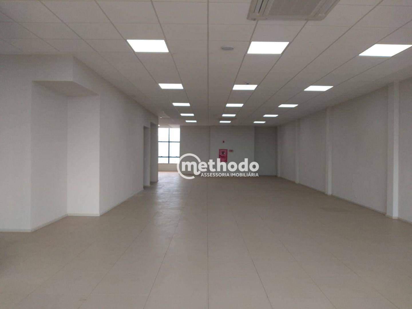 Loja-Salão para alugar, 1625m² - Foto 1