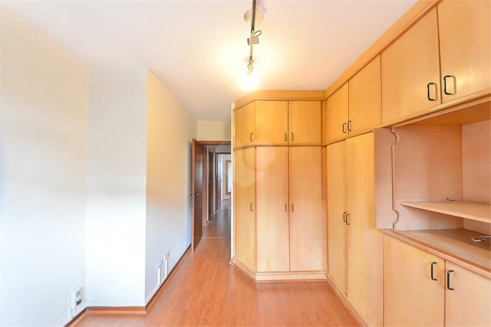 Apartamento à venda com 3 quartos, 98m² - Foto 9