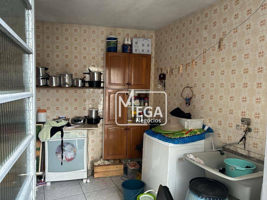 Casa à venda com 3 quartos, 160m² - Foto 17