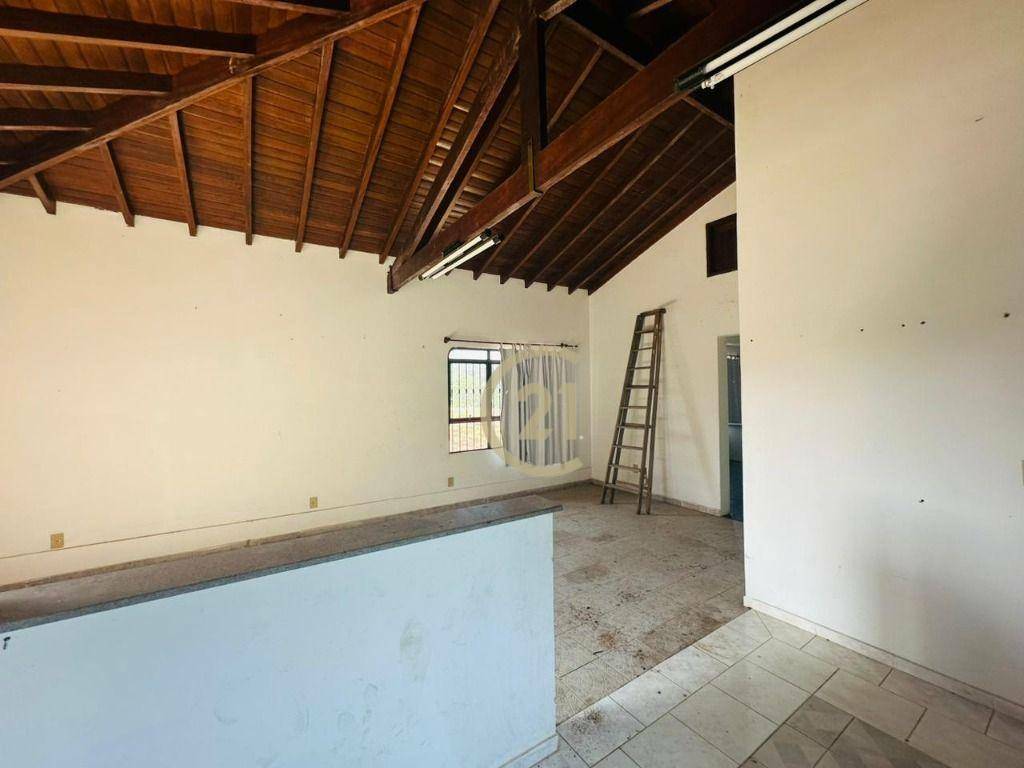 Chácara à venda com 3 quartos, 330m² - Foto 16