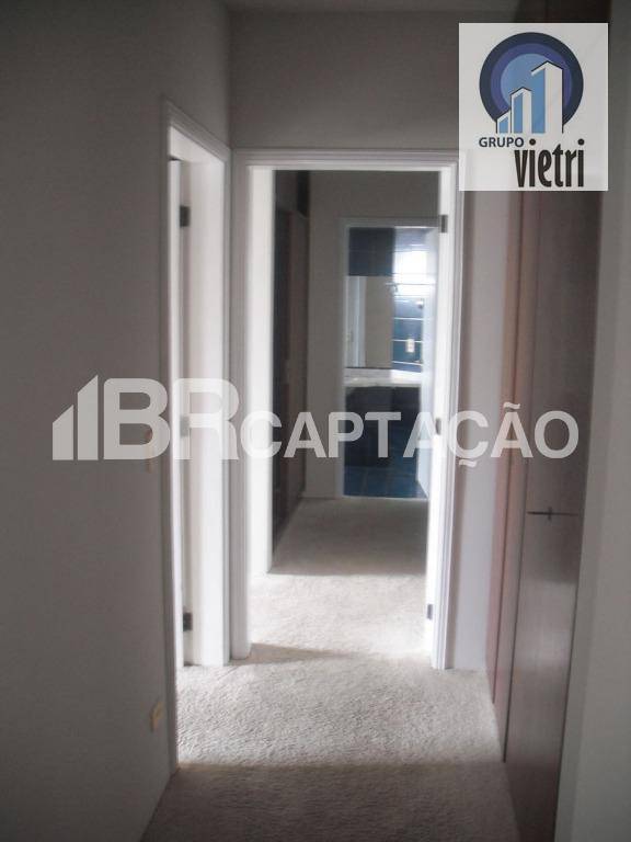 Apartamento à venda com 3 quartos, 210m² - Foto 4