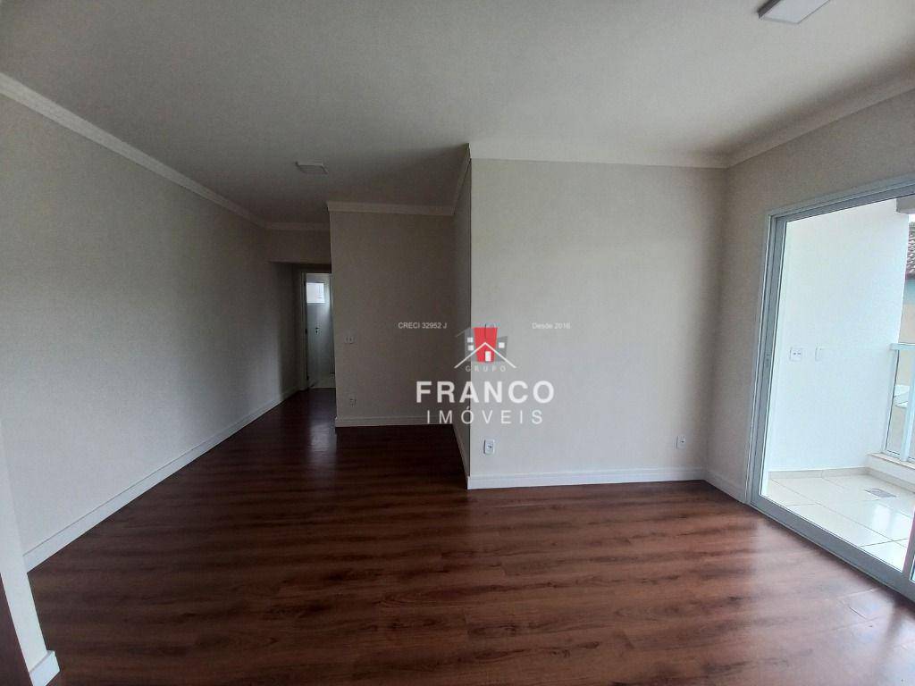 Apartamento para alugar com 2 quartos, 84m² - Foto 7