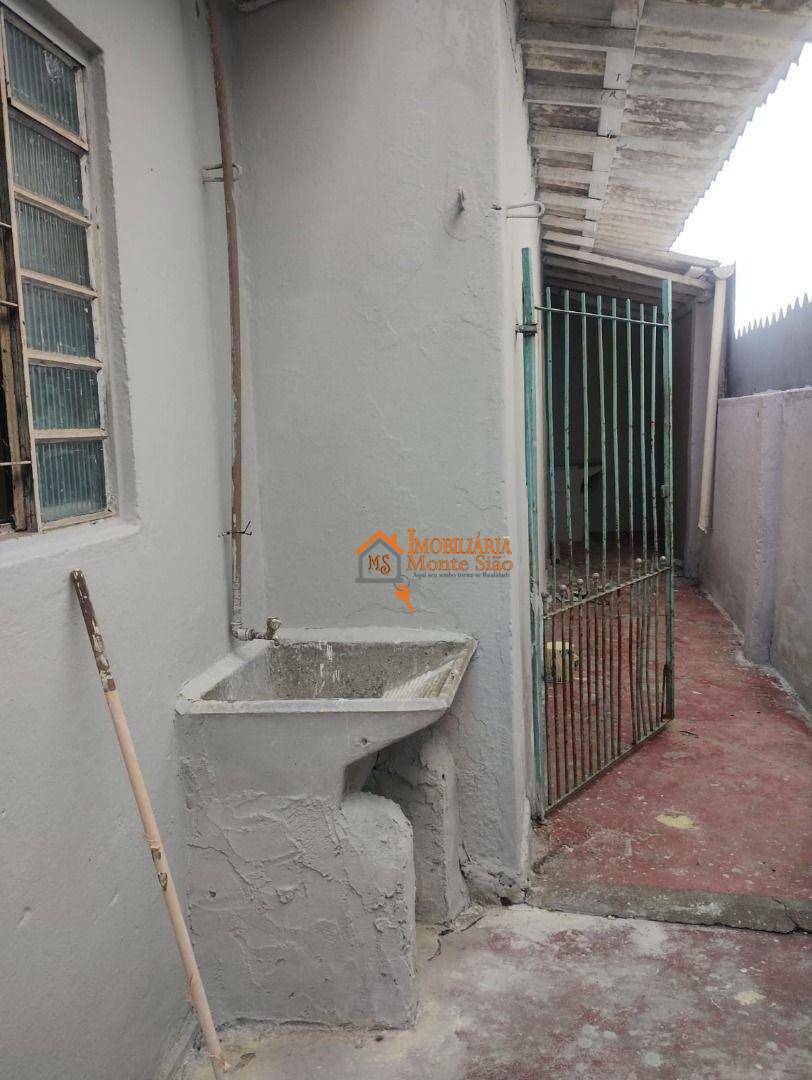 Sobrado à venda com 6 quartos, 300m² - Foto 14