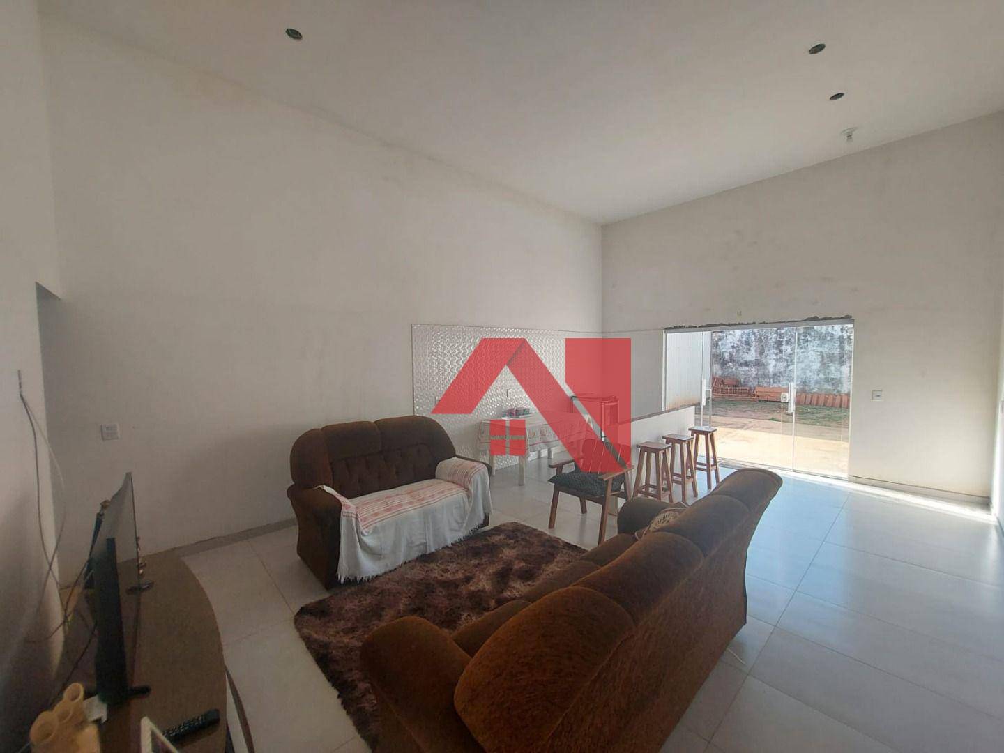 Casa à venda com 2 quartos, 110m² - Foto 11