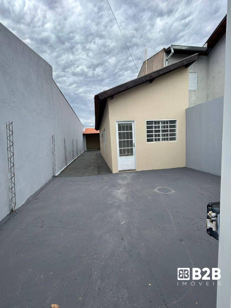 Casa, 2 quartos, 68 m² - Foto 1