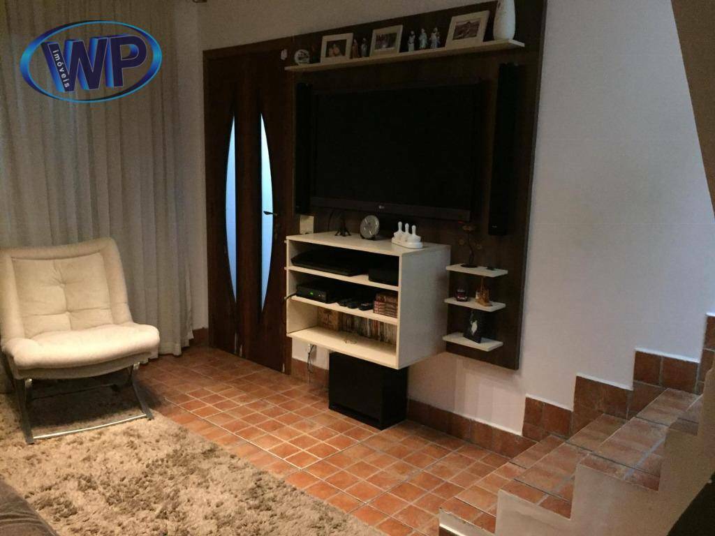 Sobrado à venda com 3 quartos, 192m² - Foto 1