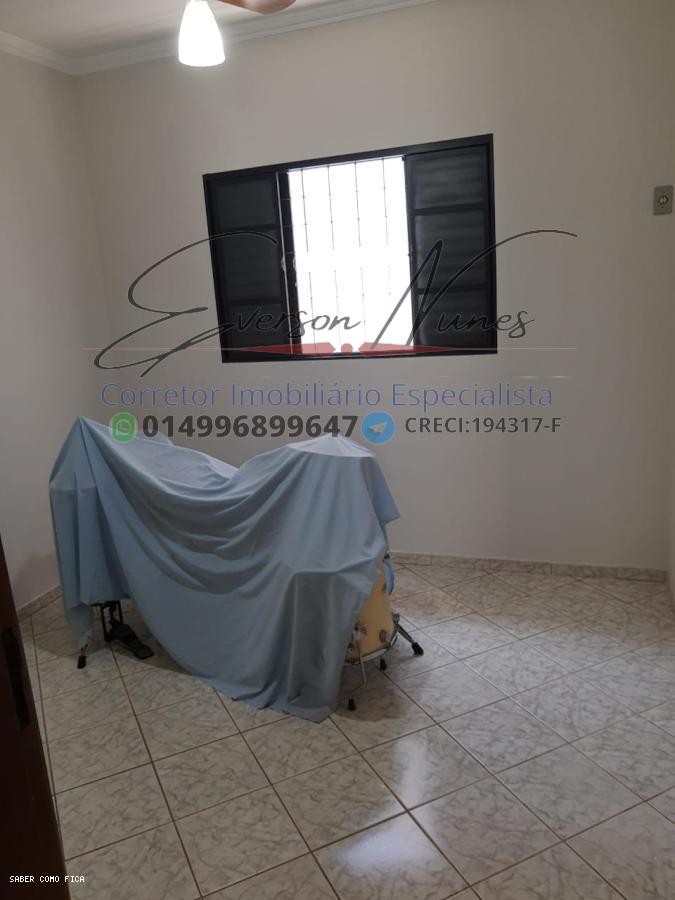 Casa à venda com 3 quartos, 360m² - Foto 15