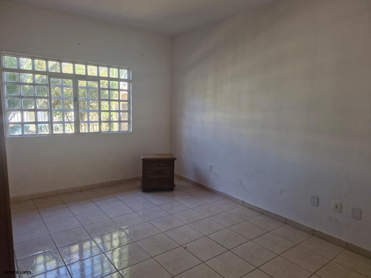 Casa de Condomínio à venda com 3 quartos, 200m² - Foto 30