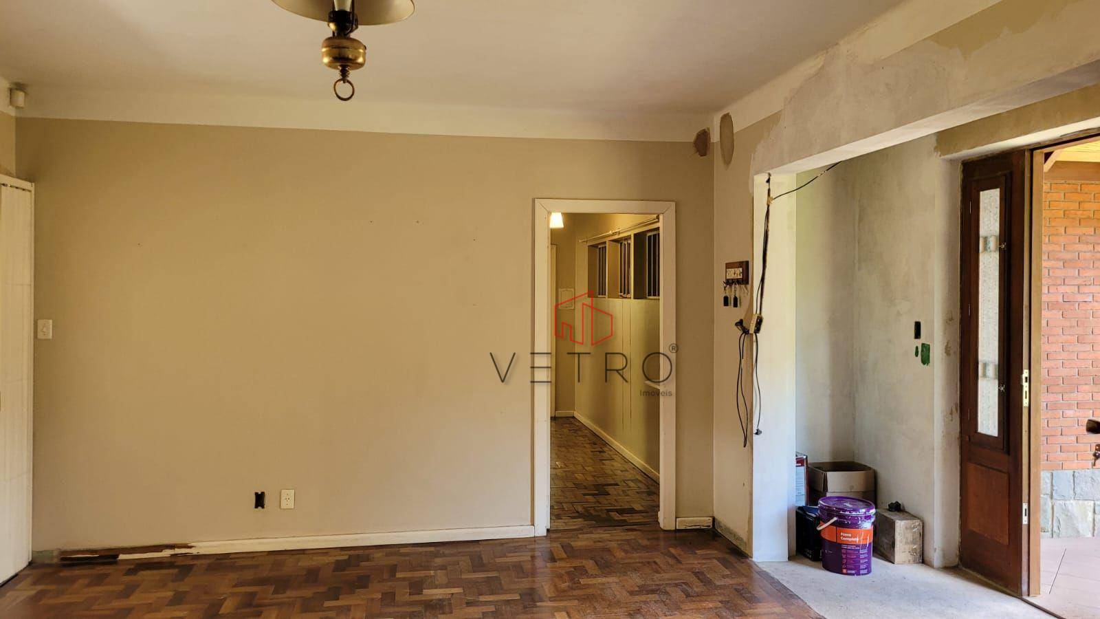 Casa à venda com 3 quartos, 190m² - Foto 2