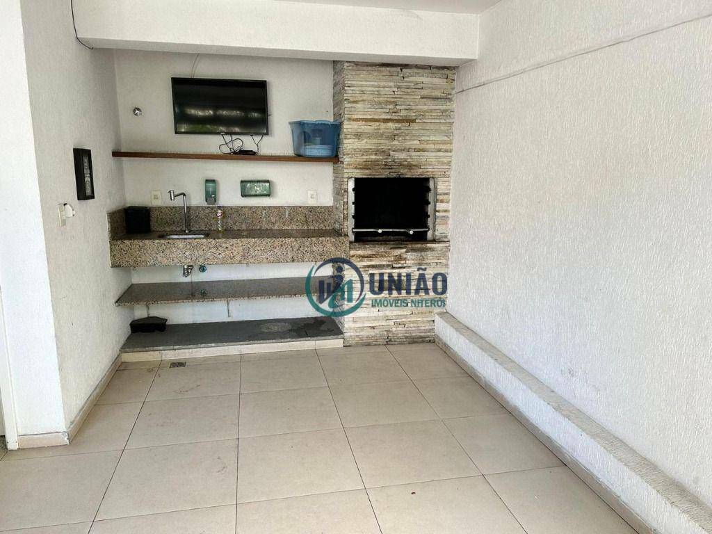 Apartamento à venda com 2 quartos, 70m² - Foto 18