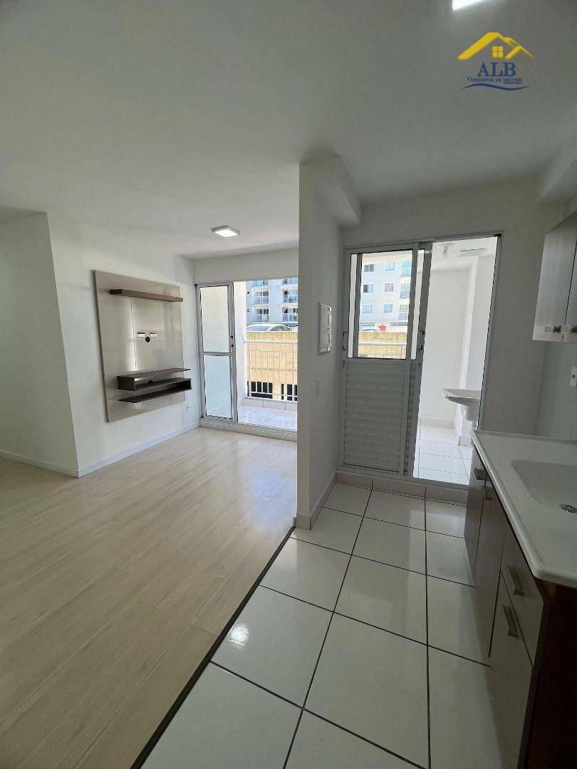 Apartamento para alugar com 2 quartos, 47m² - Foto 2