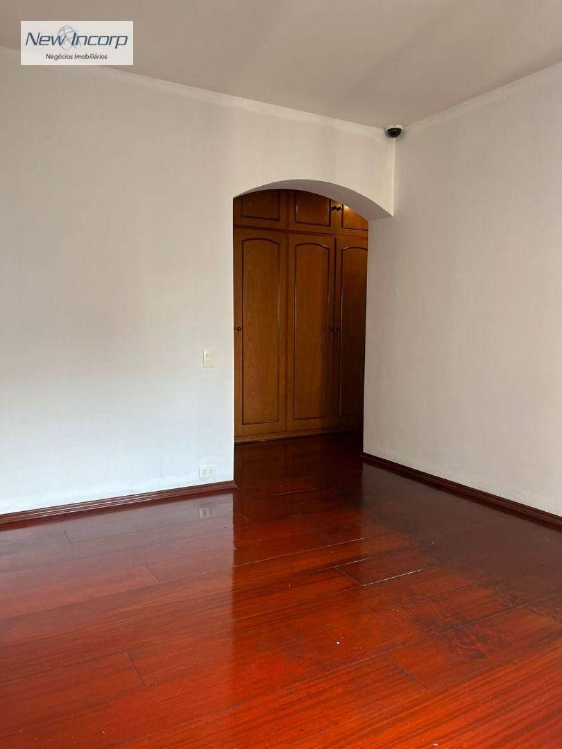 Apartamento à venda com 3 quartos, 233m² - Foto 7