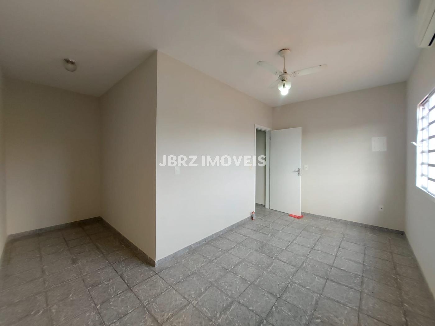 Casa para alugar com 4 quartos, 155m² - Foto 7