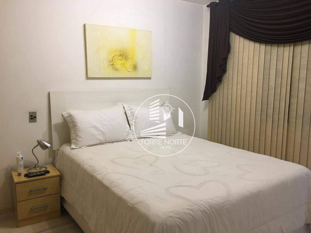 Apartamento à venda com 3 quartos, 85m² - Foto 4