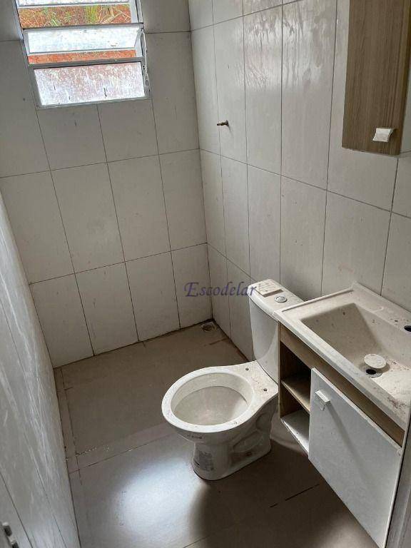 Casa à venda com 2 quartos, 77m² - Foto 4